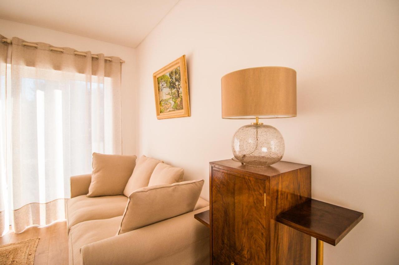 188 Apartments - Estrelicia - Pool And Balcony كاسكايس المظهر الخارجي الصورة