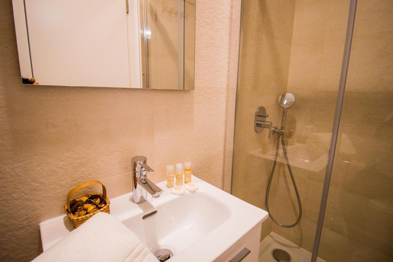 188 Apartments - Estrelicia - Pool And Balcony كاسكايس المظهر الخارجي الصورة